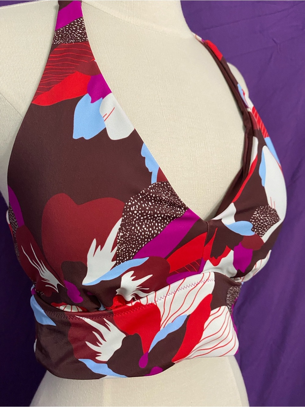 NWT Athleta Hero Bloom Plunge Bikini Top in Decadent Chocolate. Size M (D-DD) - Picture 5 of 6